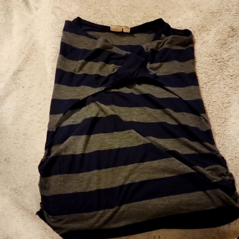 Women's t-shirt large made in Veitnam